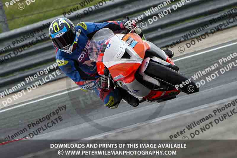 cadwell no limits trackday;cadwell park;cadwell park photographs;cadwell trackday photographs;enduro digital images;event digital images;eventdigitalimages;navarra;no limits trackdays;peter wileman photography;racing digital images;trackday digital images;trackday photos